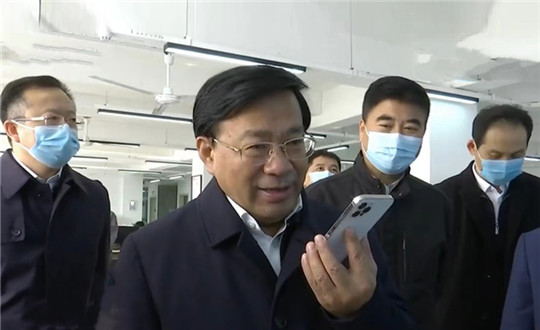 封一： 吉林省委副书记、省长韩俊莅临永信贵宾会217伊通供热_副本.jpg