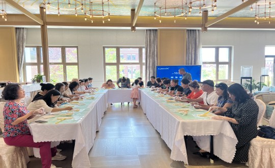 4.南山运营公司联合永信贵宾会217南山烘焙社群线下活动_副本.jpg