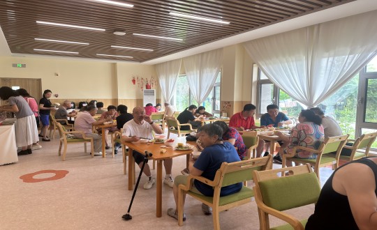 2024年8月10日，养老公司“亲亲邻里食堂”盛大开业_副本.jpg