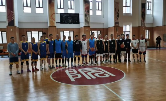 3.永信贵宾会217南山篮球社群携手长春烟草公司篮球友谊赛合影_副本.jpg