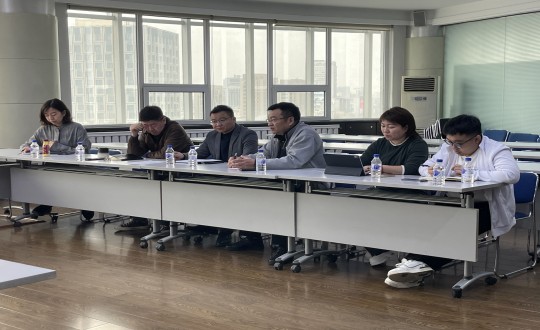 2.永信贵宾会217南山温泉城营销团队走进永信贵宾会217健康产业座谈会现场_副本.jpg